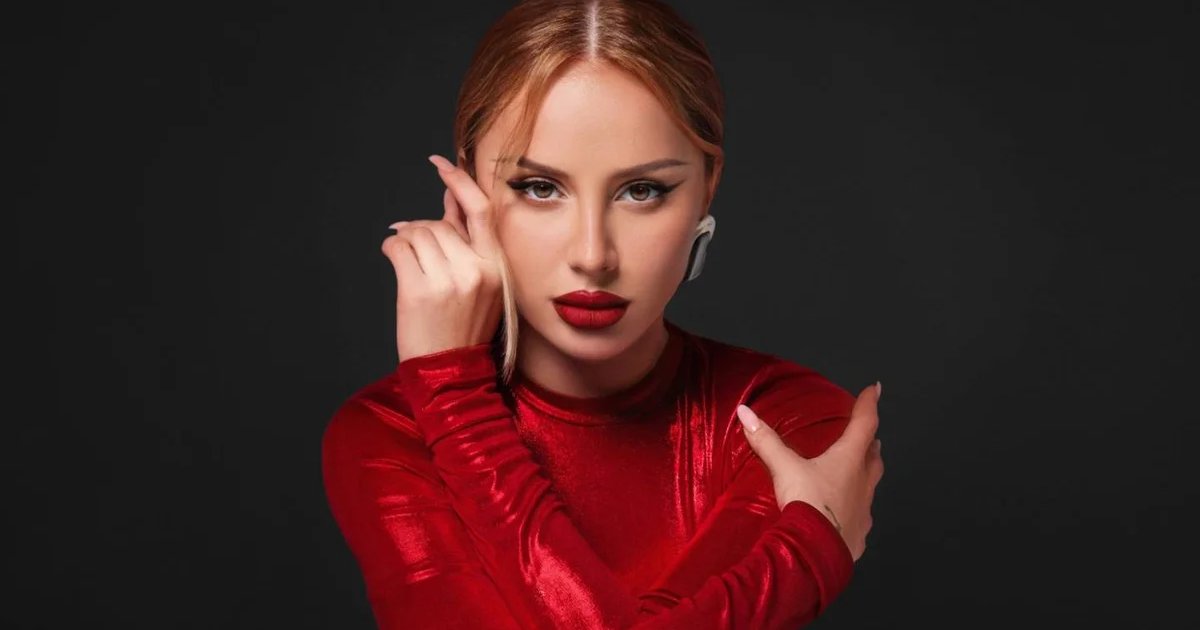 Афиша «ANNA ASTI. Сольный концерт "ШОУ "Царица" в г. Владивосток»