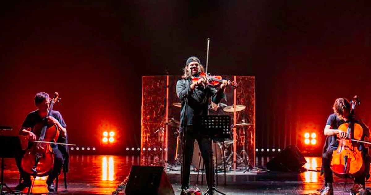 Афиша «ATOMIC CELLOS. МИРОВЫЕ РОК-ХИТЫ НА ВИОЛОНЧЕЛЯХ С ВЫХОДОМ НА КРЫШУ»