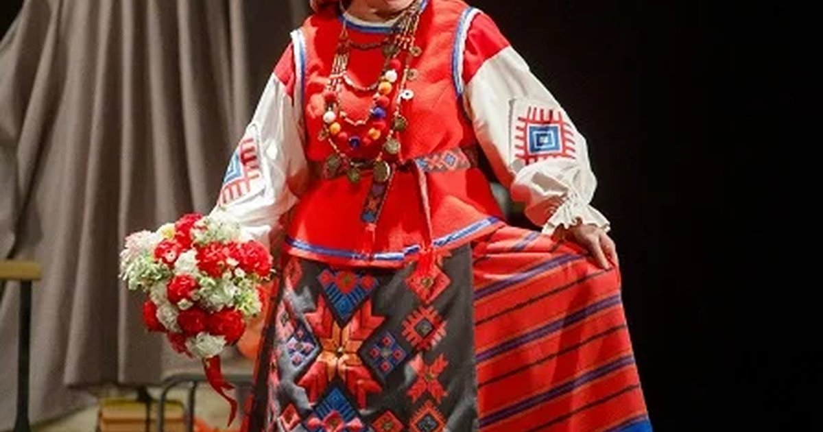 Афиша «Баба Шанель»