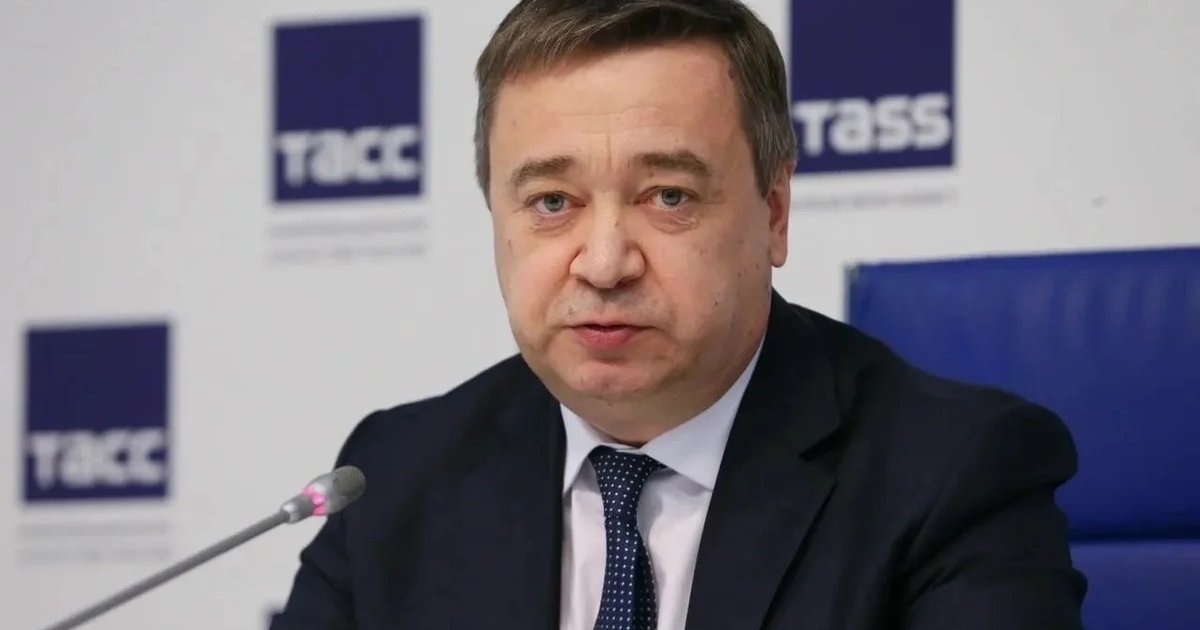 Афиша «Дипломатия без протокола»