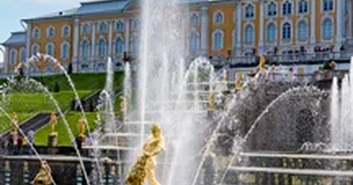 Афиша «Дворцы и фонтаны Петергофа. Автобус + метеор»