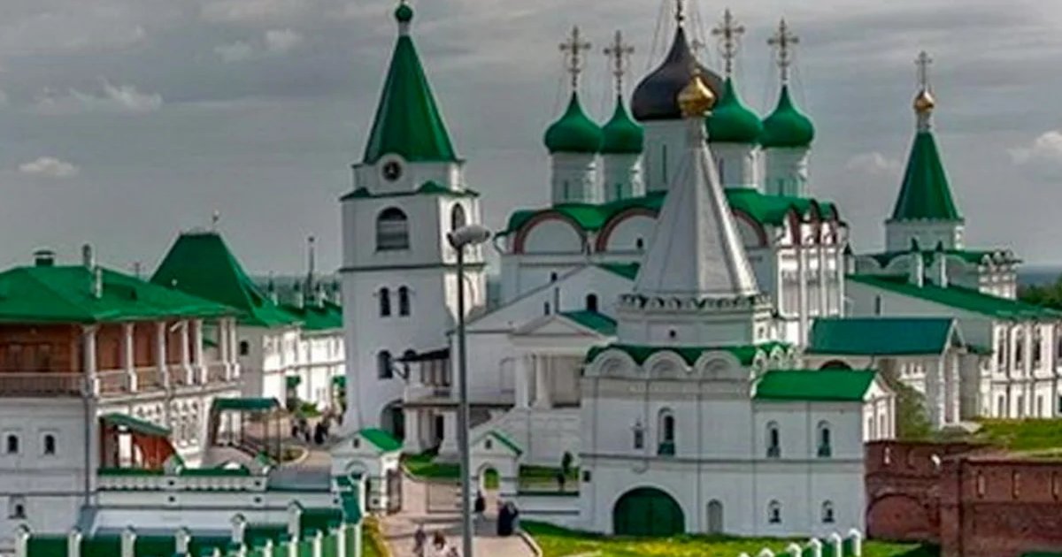 Афиша «Экскурсия по Нижнему Новгороду с посещением Печерского монастыря и канатной дороги»