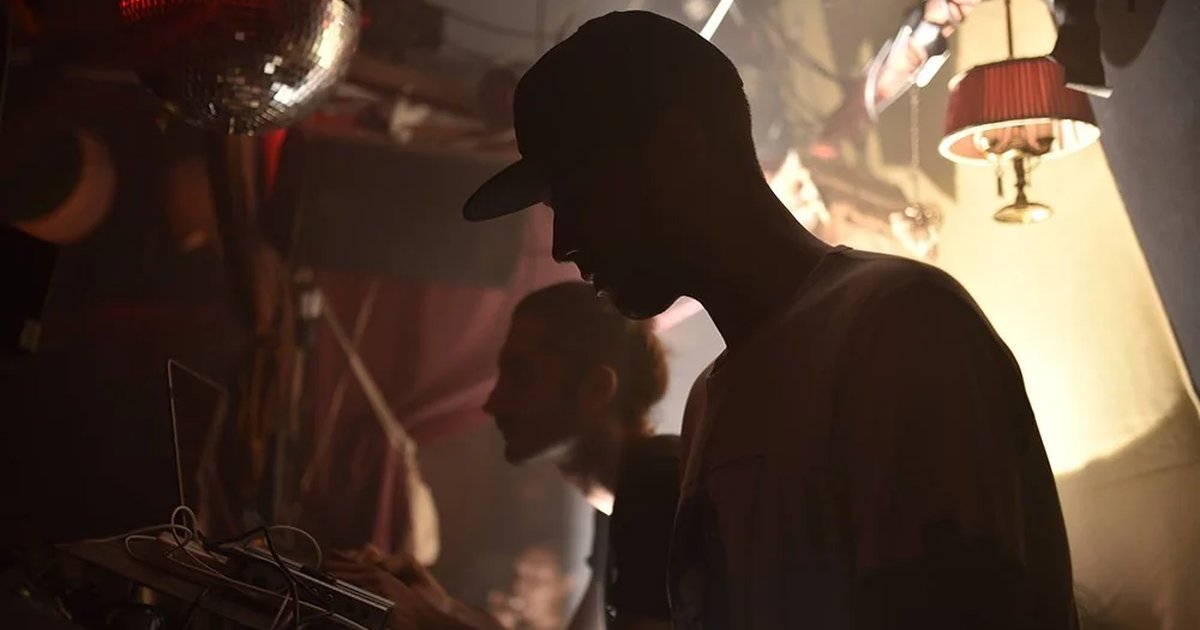 Экспериментальная вечеринка PROV.RAVE STUDIO