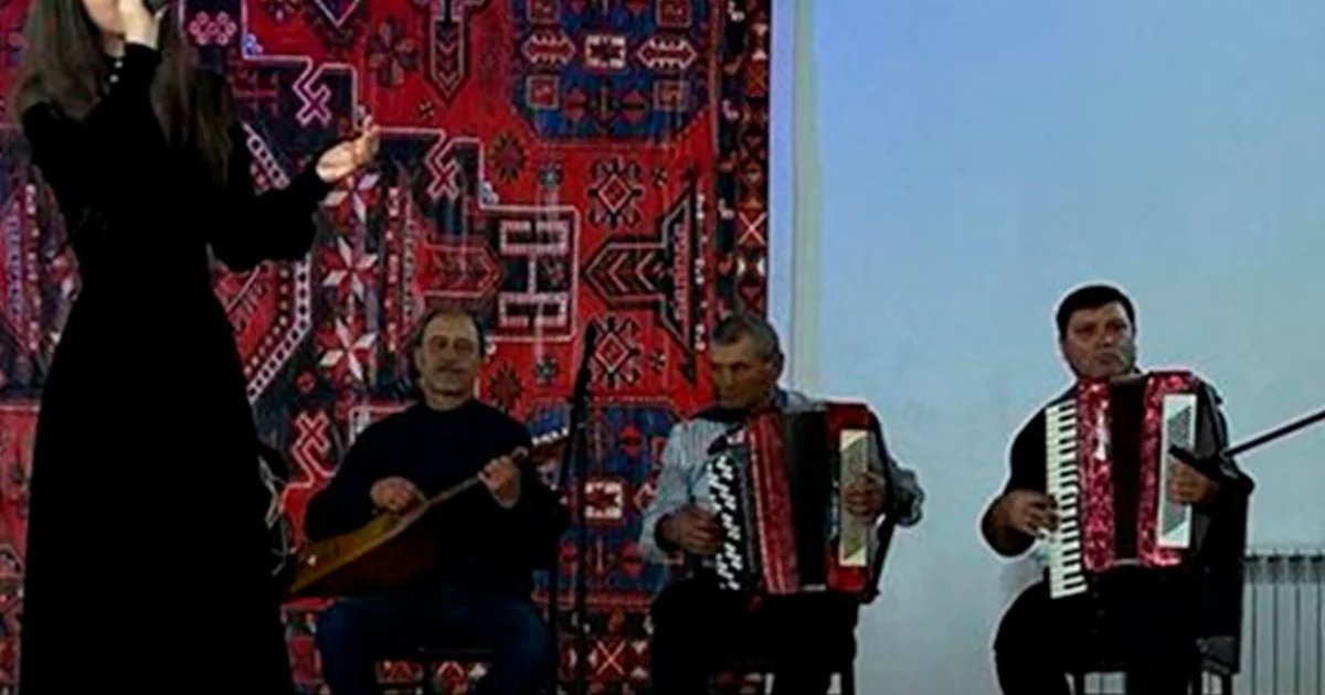Афиша «Фестиваль народного творчества «Поет село родное»»