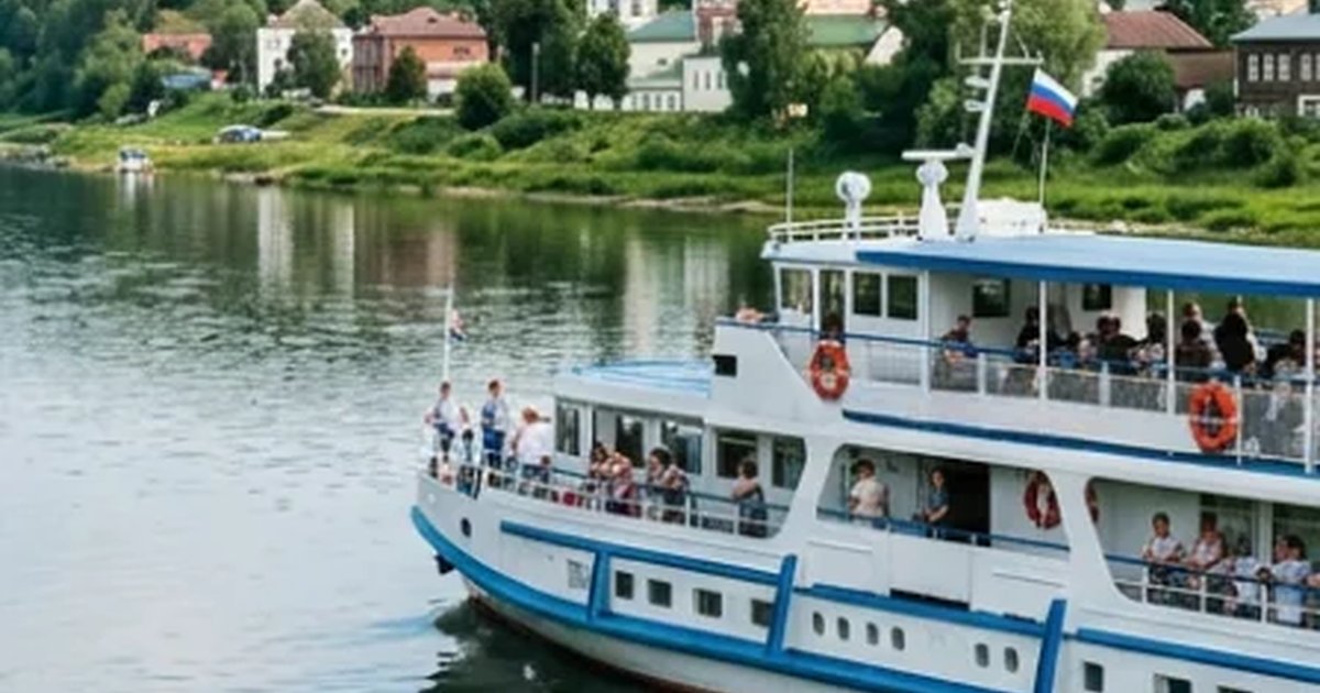 Афиша «Hot & Naughty Cruise (Горячий и озорной круиз)»