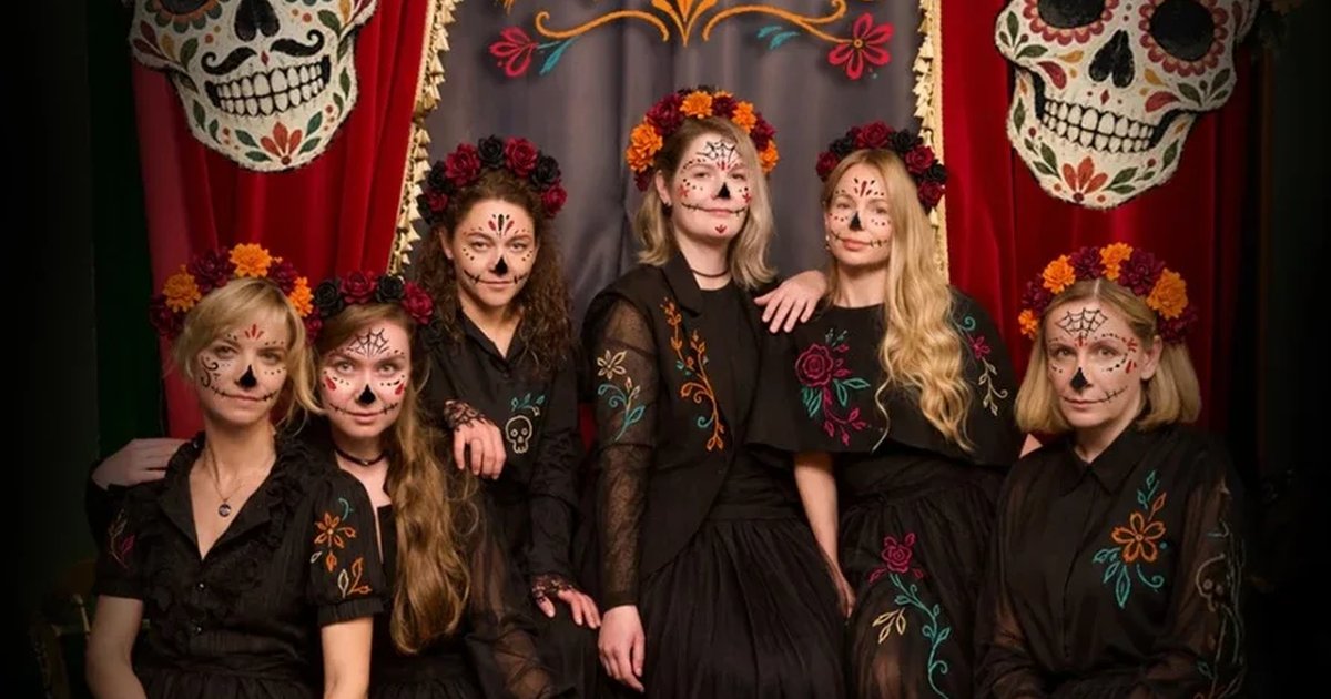Афиша «Импровизационное театральное шоу «Dia de los muertos”»