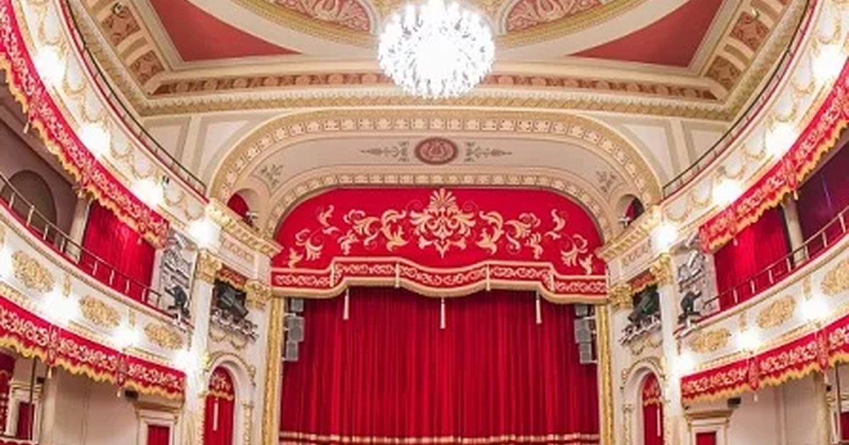 Афиша «Конек-Горбунок: Музыкально-театрализованное представление ГКА "Ивушка" для детей»
