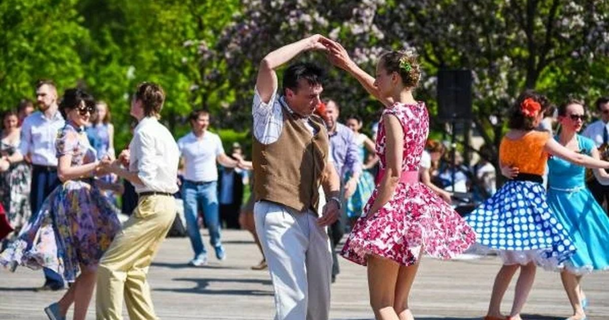 Афиша «Летний танцевальный вечер»