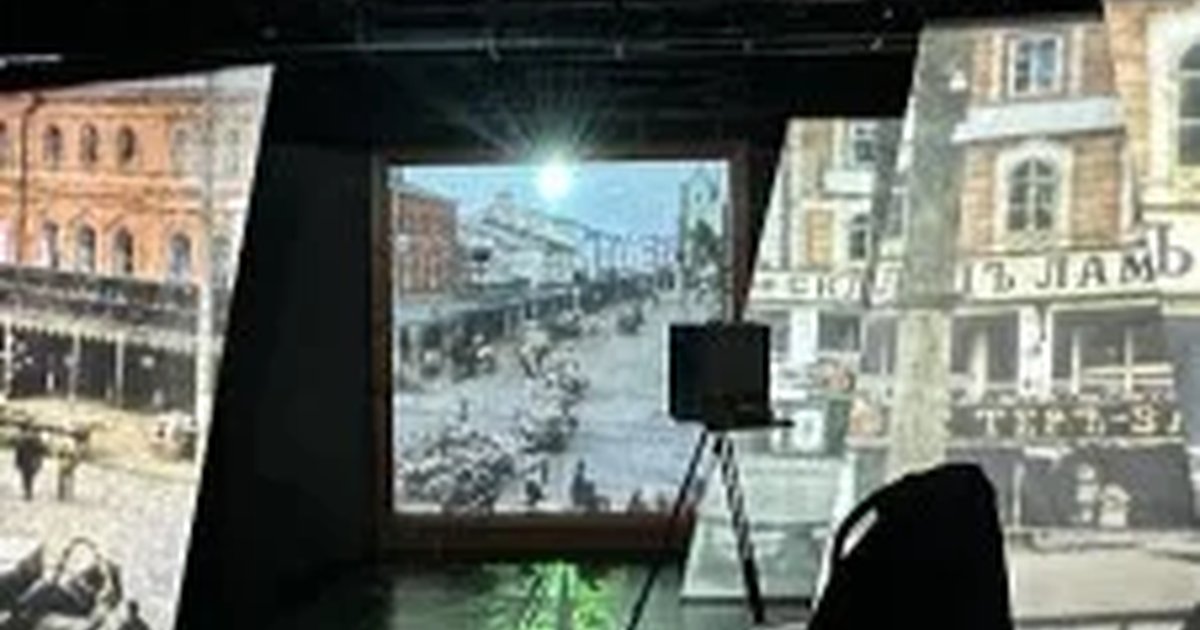 Афиша «Максим Дмитриев. Хроникер»