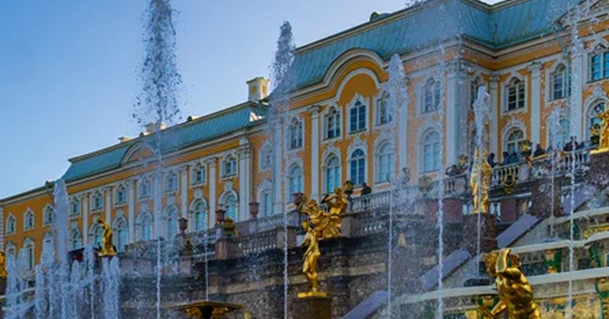 Афиша «Метеоры и катамараны из Санкт-Петербурга в Петергоф»
