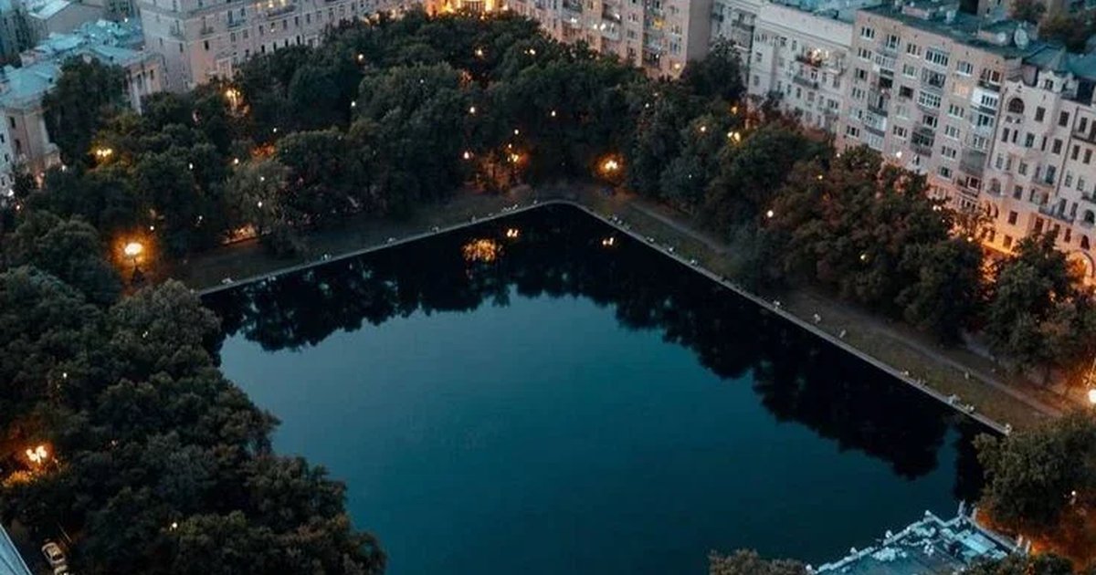 Афиша «Патрики: от Булгакова до Беспринципных»