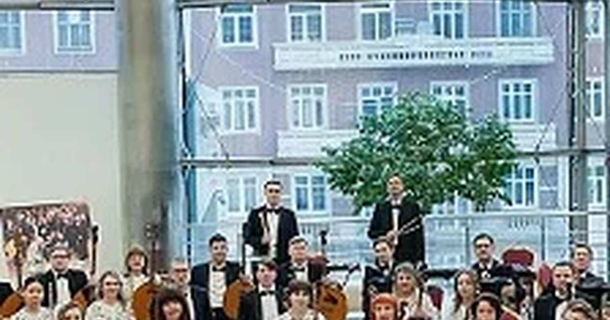 Афиша «Под жарким небом Испании»