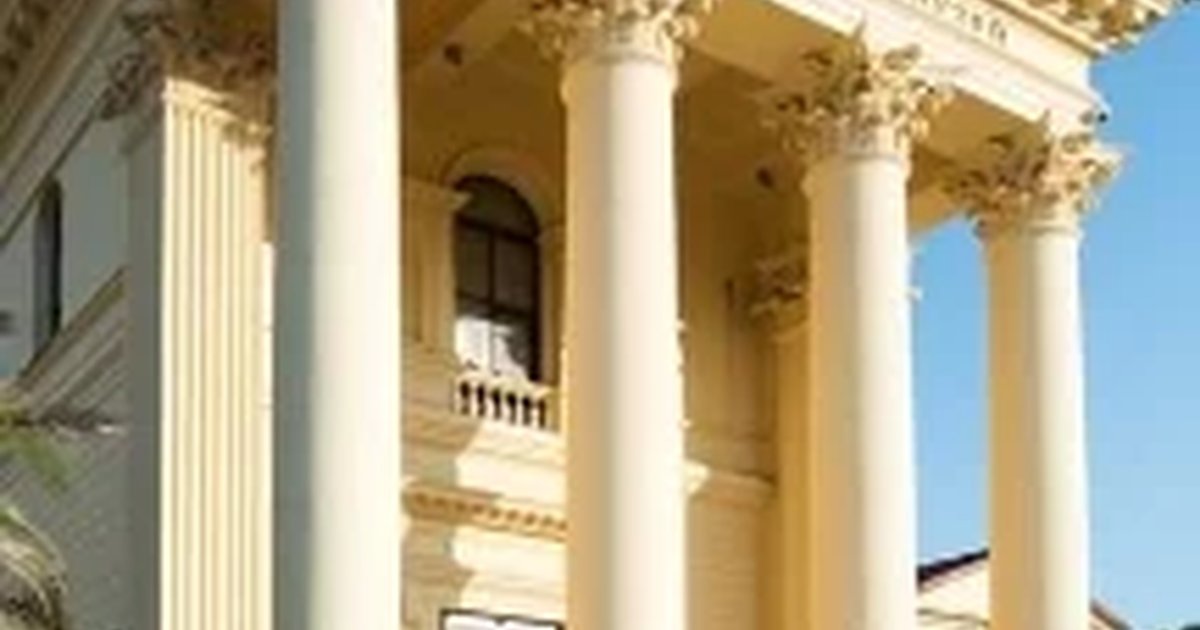 Афиша «Русское искусство XIX–XX веков. Сочинский Художественный музей им. Д.Д. Жилинского»
