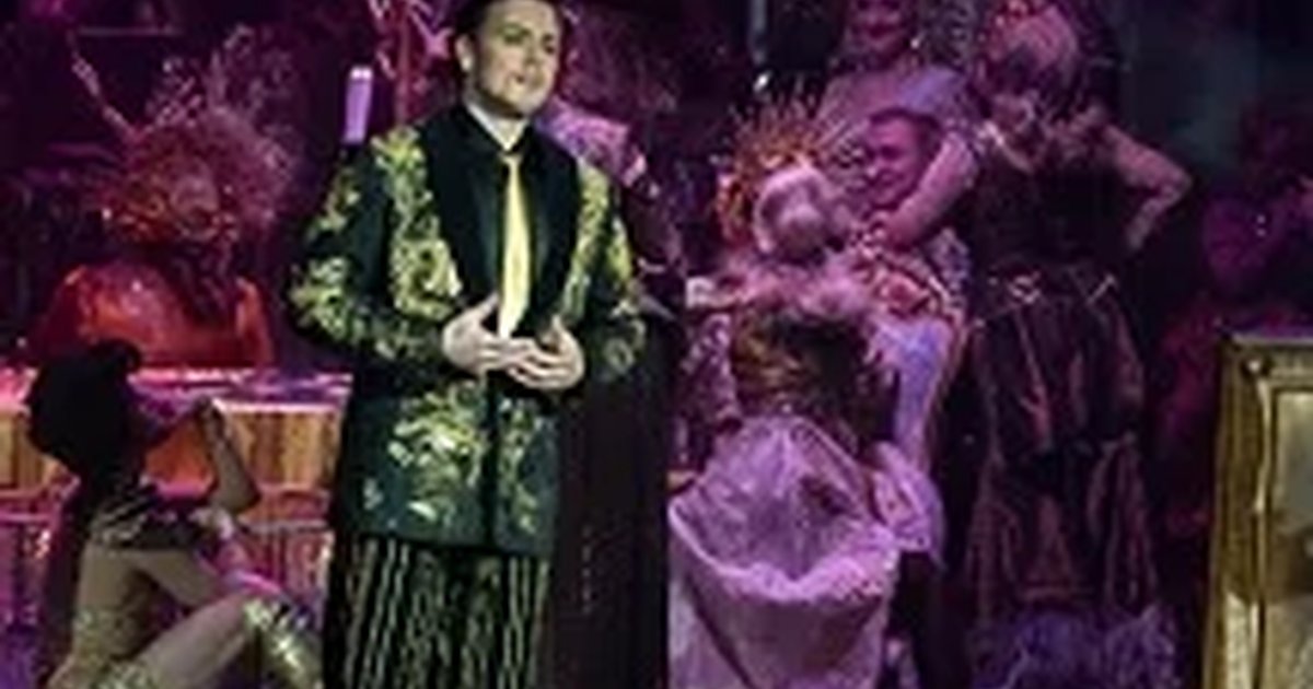 Афиша «Травиата»