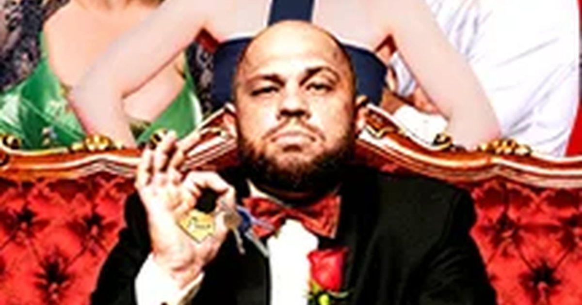 Афиша «Уморительная комедия Ни дать, ни зять!»