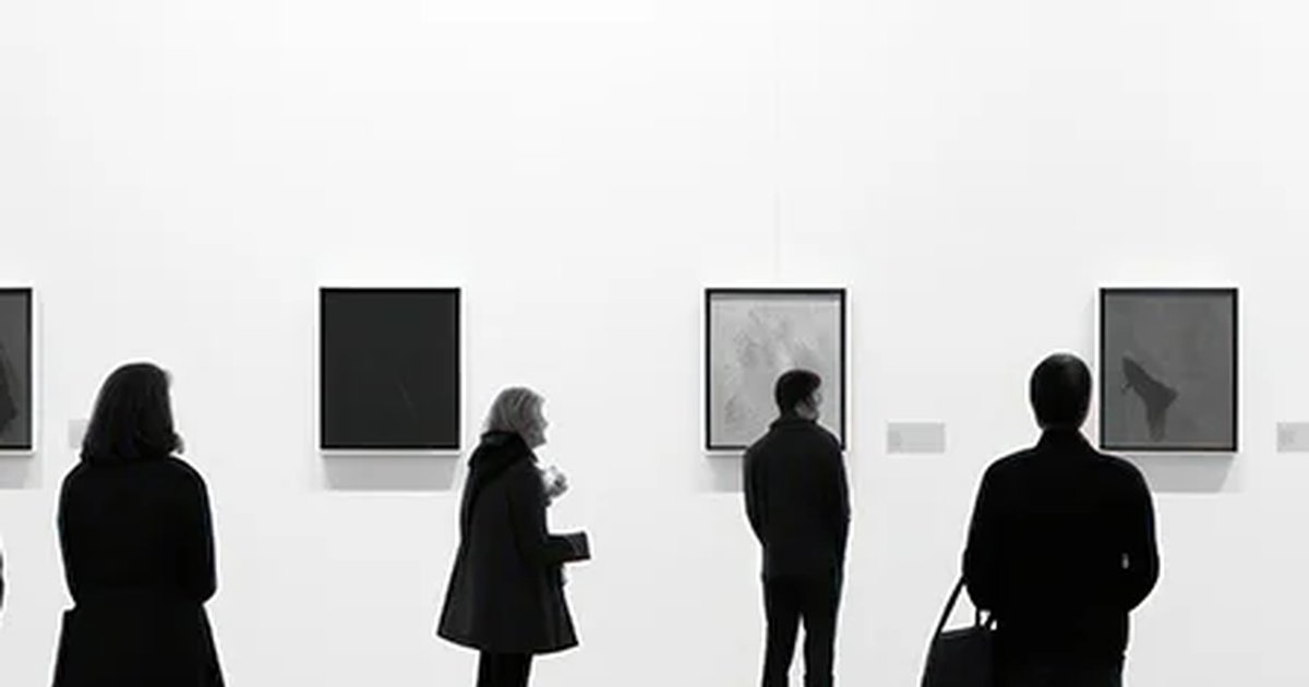 Афиша «В гости к художнику: прогулка по личной галерее мастерской»