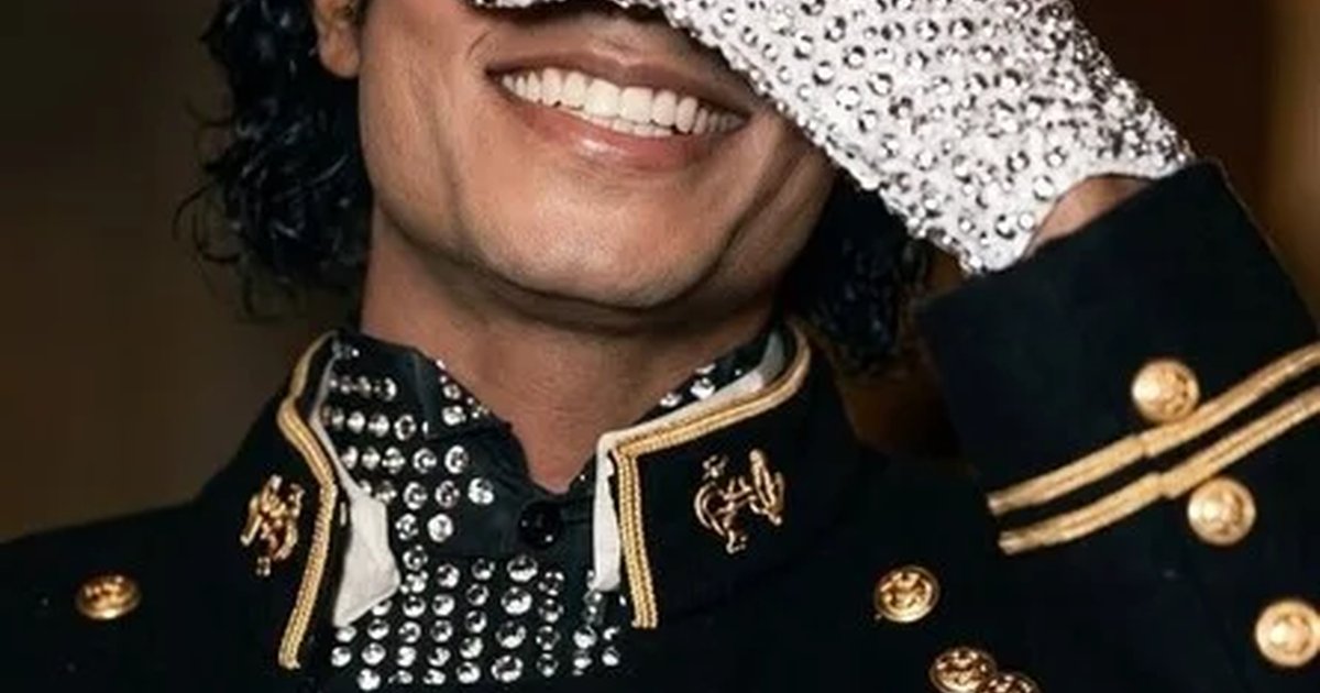 Афиша «вечеринка в честь дня рождения MICHAEL JACKSON»