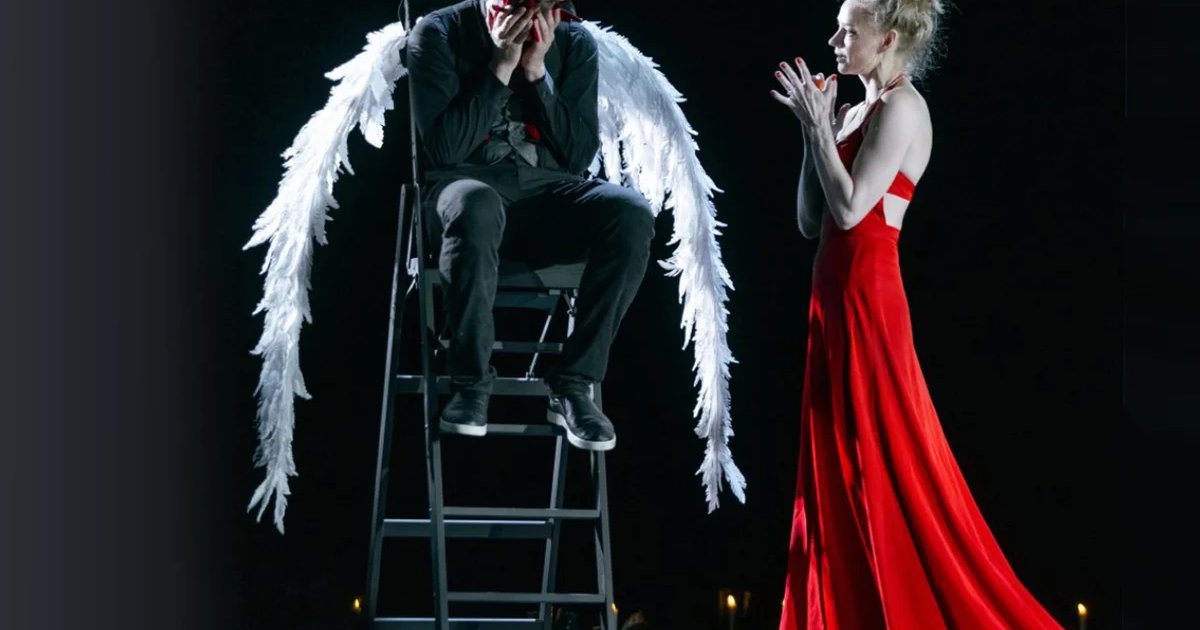 Афиша ««Зал ожидания» (Светлана Ходченкова и Александр Метёлкин)»