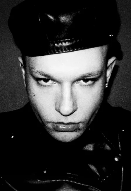 Афиша «Huzzy B»