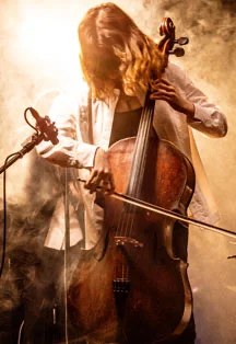 Афиша «Magic Cellos Band. Мировые Рок-хиты на виолончелях»