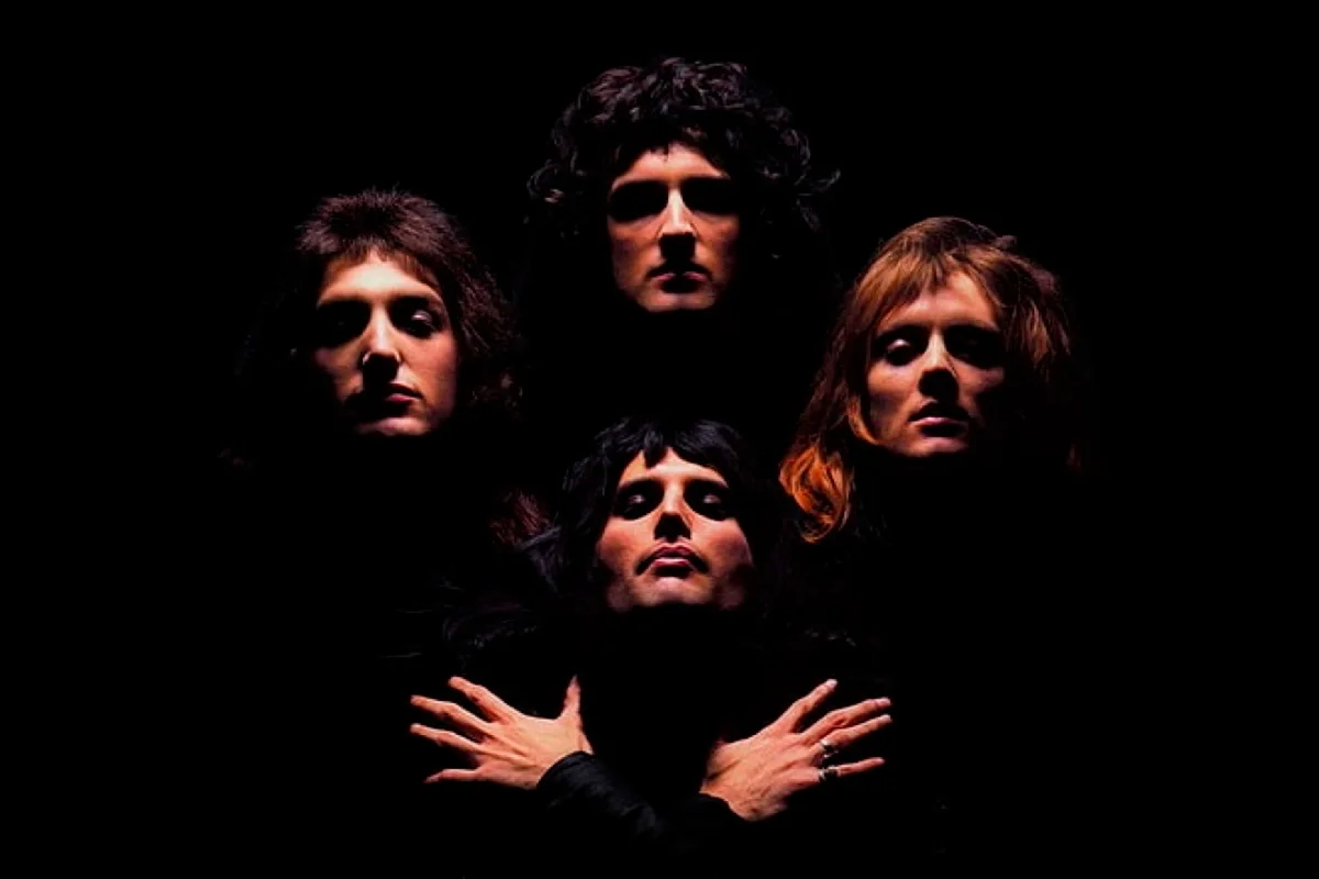 Афиша «МАГИЯ СВЕЧЕЙ. «QUEEN SYMPHONY» в Оранжерее»