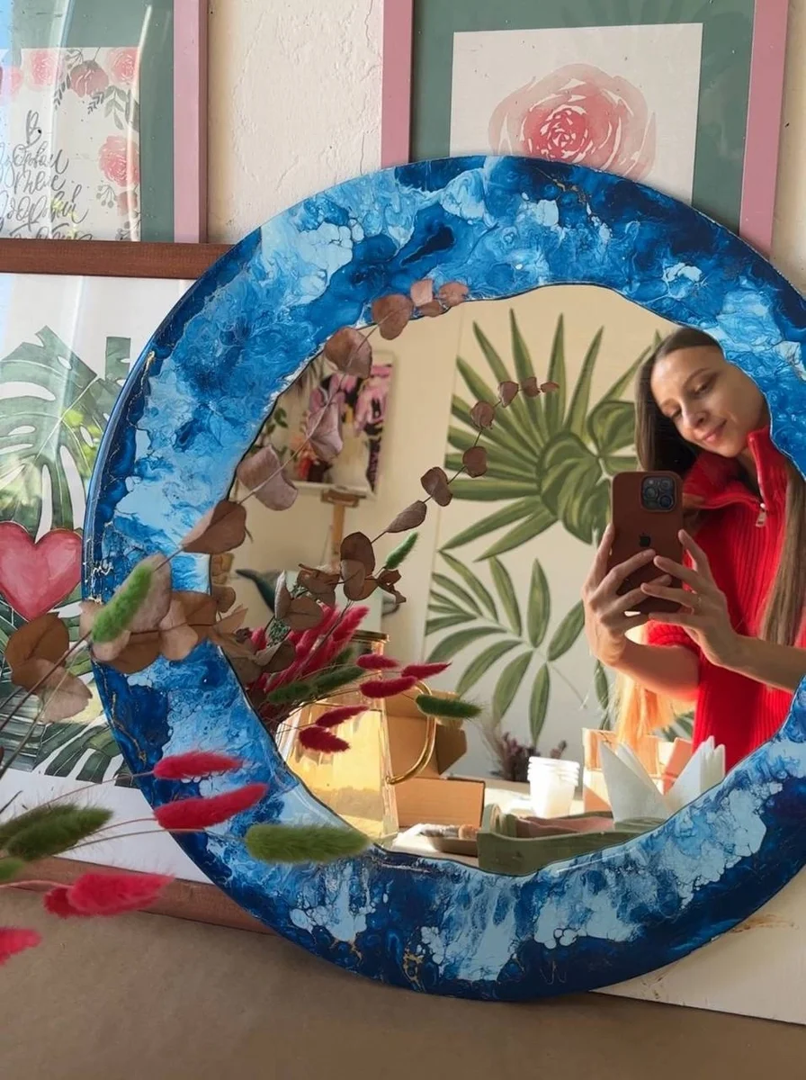 Афиша «Мастер-класс «ЗЕРКАЛО» в технике Resin Art»