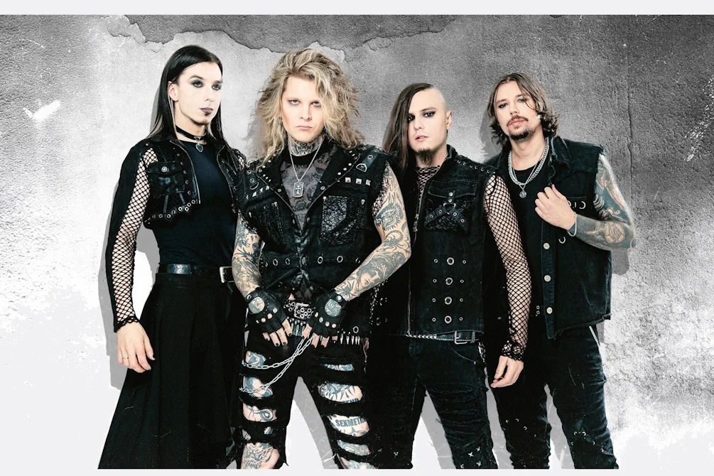 Афиша «NEVERLOVE»