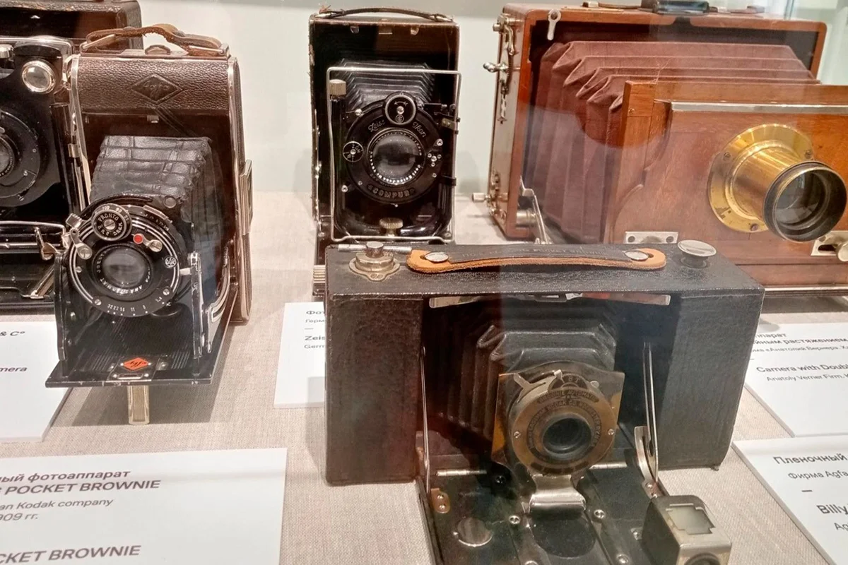 Афиша «Сборная экскурсия по исторической экспозиции Русского музея фотографии»