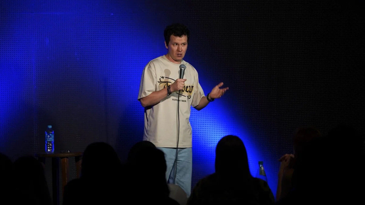 Афиша «Stand Up на Рождественской»