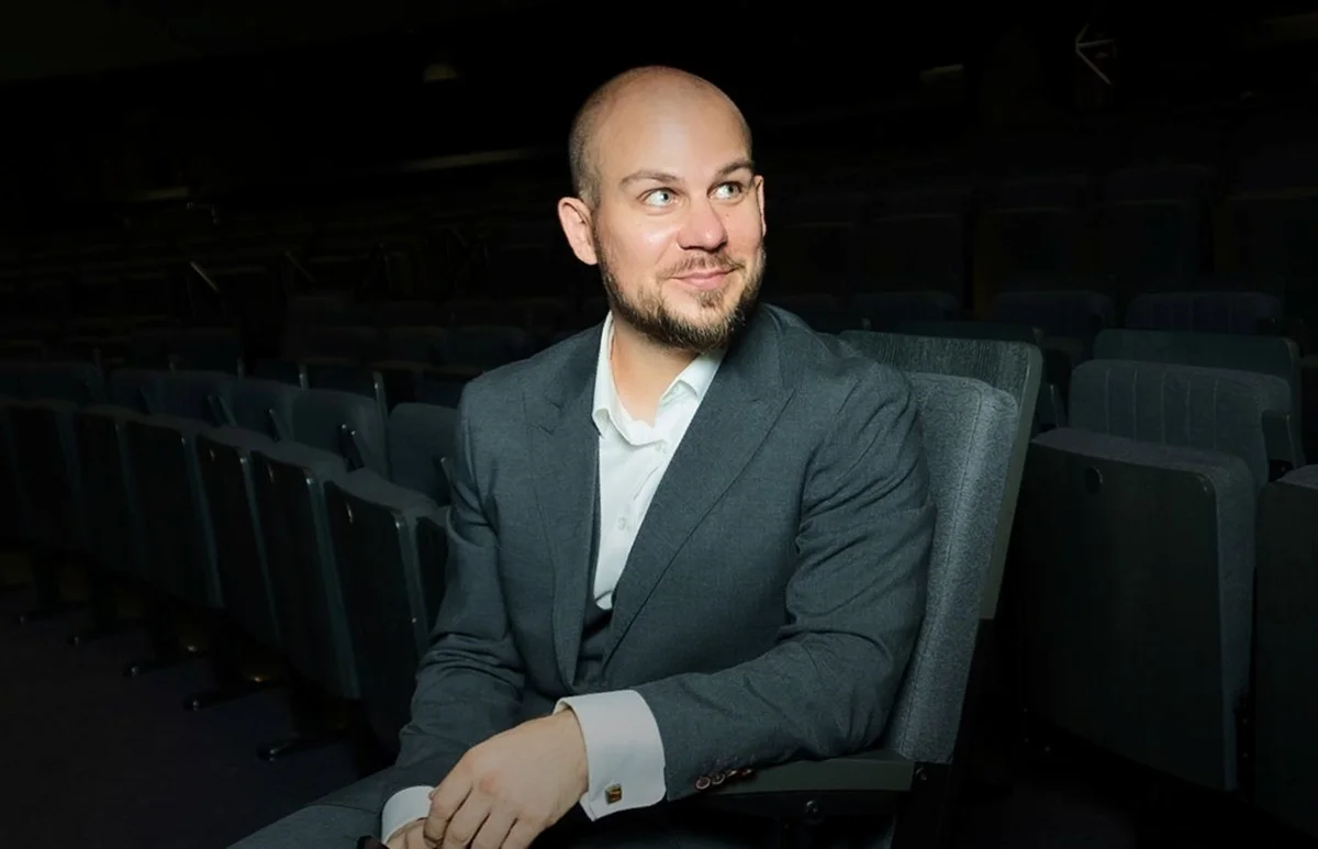Афиша «StandUp. Валентин Сидоров»