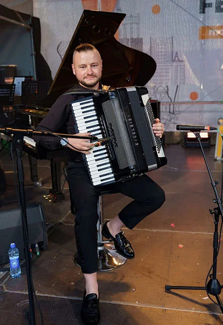 Афиша «Трио Виталия Хитушки. Esse Jazz Club»