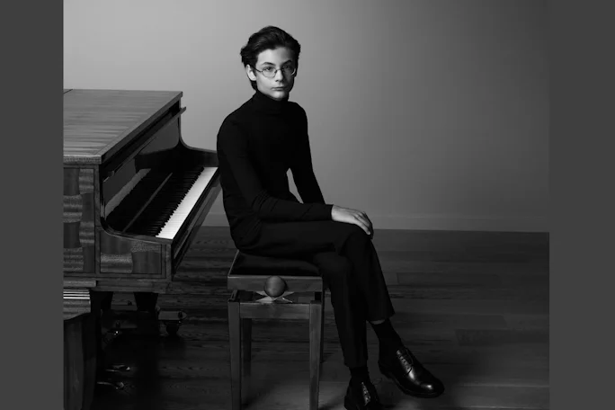 Афиша «Зимний фестиваль Pianissimo. Сольный концерт Роман Шер в Государственном Эрмитаже»